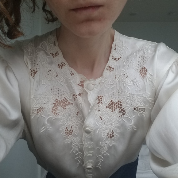 Vintage 1960s Chinese Silk Blouse Medium - Picture 6 of 9